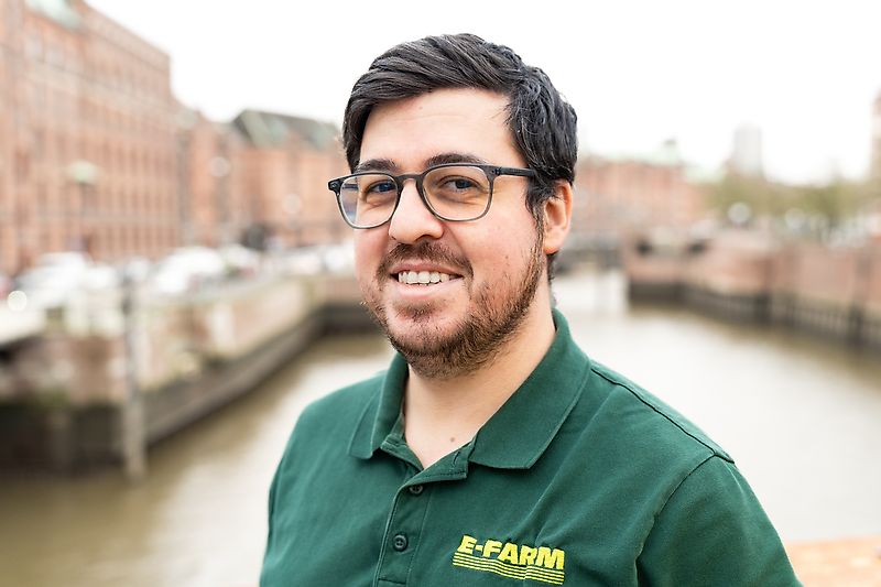 Kontakt partner Gospodin Petar Moryanov